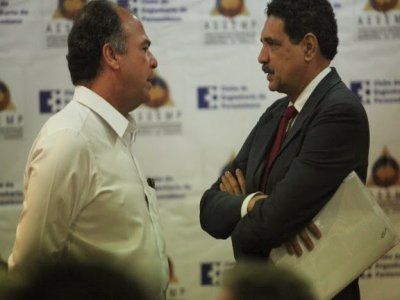 João Paulo tem 35% e Fernando Bezerra 22%, diz pesquisa Ibope