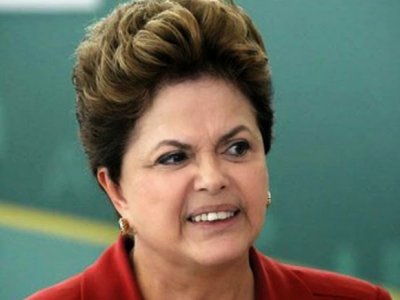 Dilma foi quem mais perdeu no debate, diz especialista