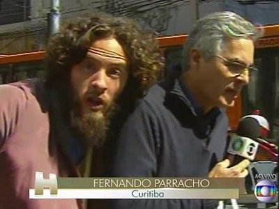 Homem invade transmissão do 'Jornal Hoje' ao vivo em Curitiba