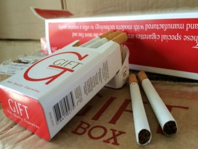 Trio é preso por contrabando de 1 milhão de cigarros no Sertão