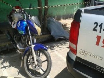 Mototaxista é assassinado a tiros e golpes de faca em Arapiraca