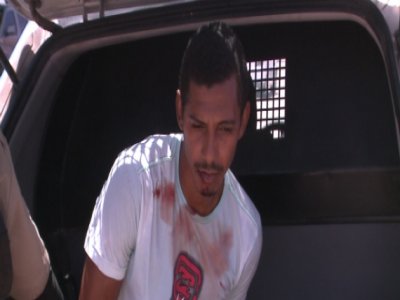 Homem é preso ao tentar roubar celular de mulher na praia de Casa Caiada