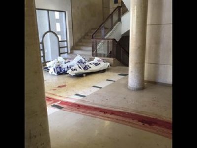 Homens com facas e machados matam fiéis em sinagoga de Israel