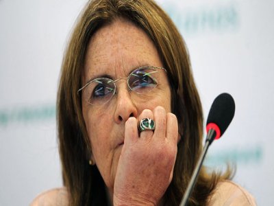 PSDB pede na Justiça o afastamento de Graça Foster da Petrobras