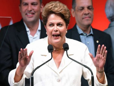 Com ressalvas, TSE aprova contas da campanha de Dilma