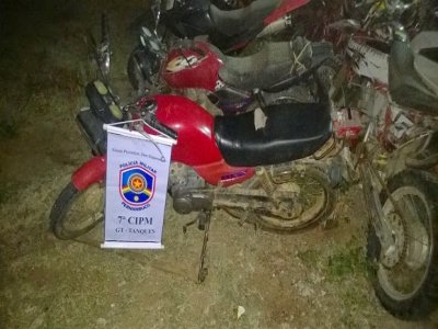 Policiais Militares da 7ªCIPM recuperam moto roubada em Santa Maria da Boa Vista no Sertão de PE