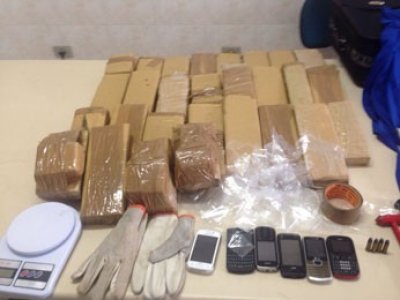 Polícia encontra 30 kg de maconha em casa no bairro da Torre, Recife