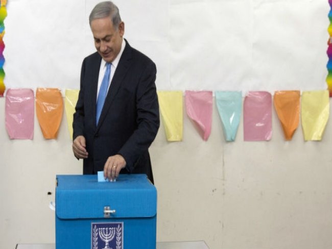Israelenses vão às urnas e decidem o futuro do atual primeiro-ministro