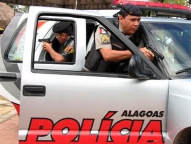 Operação combate o tráfico de drogas na periferia de Maceió