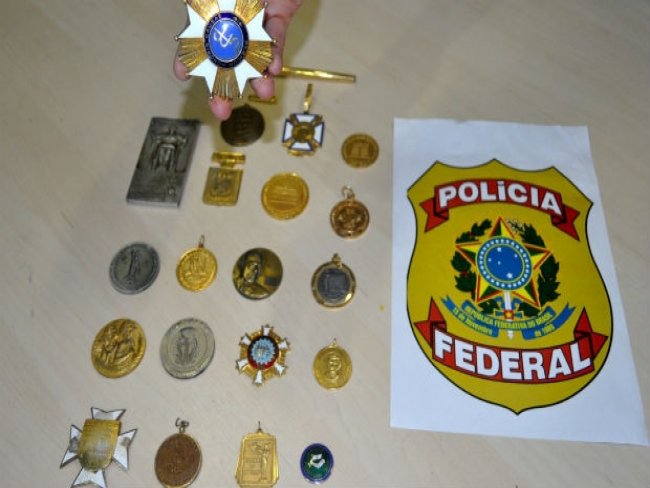 PF apreende menor e recupera parte de objetos roubados da Casa Museu Fundação Gilberto Freyre