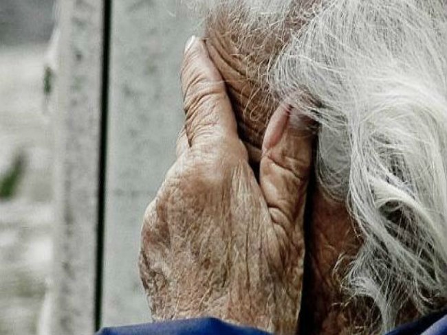 Disque-Denúncia oferece R$ 1 mil para quem denunciar violência contra idosos