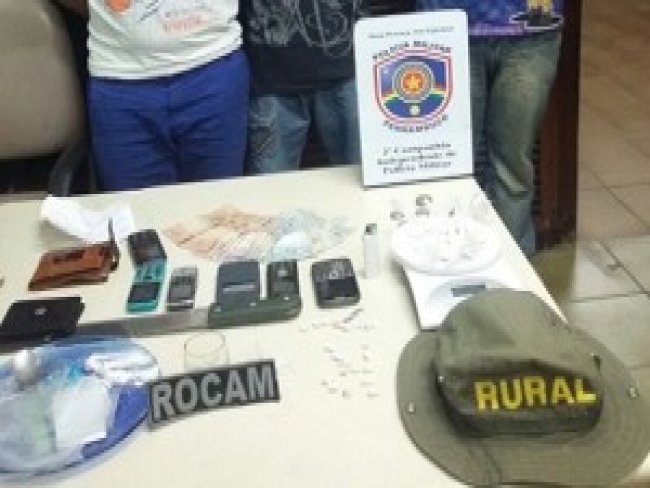 Trio é preso acusado de tráfico de drogas em Cabrobó