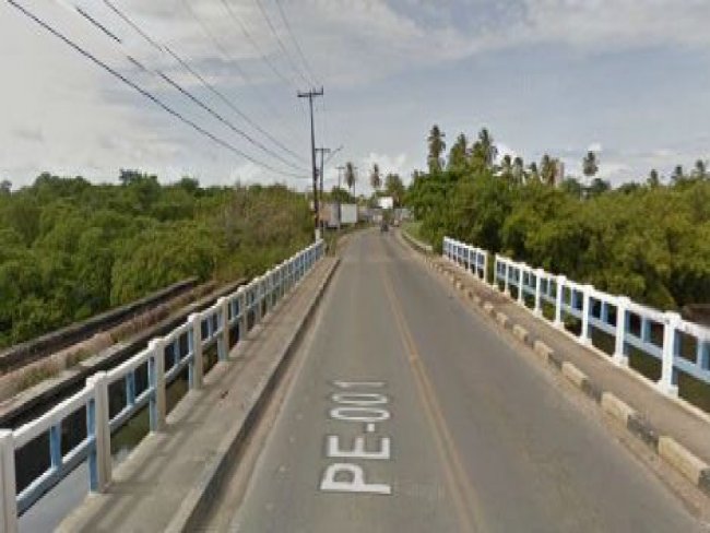 Homem em é executado dentro de carro na Ponte do Janga, em Paulista