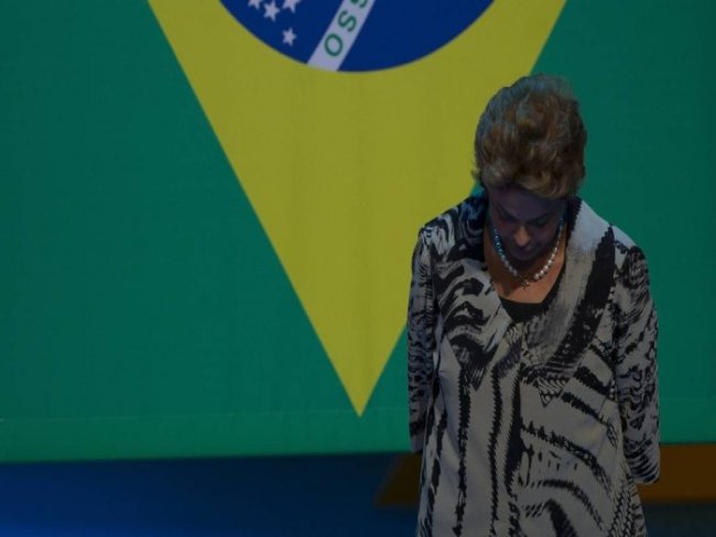 Aumenta número dos que acreditam em impeachment de Dilma, diz pesquisa 