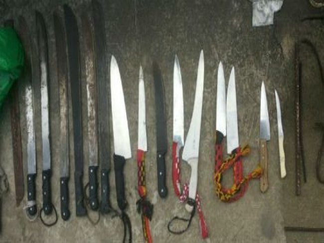 Armas artesanais recolhidas em revista no Complexo Prisional do Curado