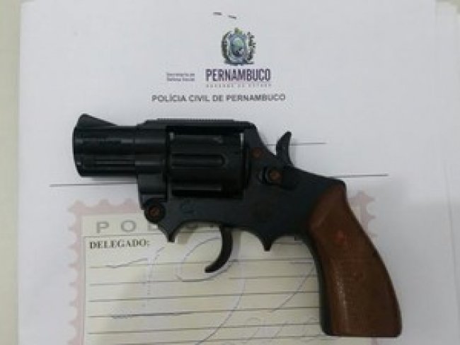 Jovem é sequestrada com arma de brinquedo no centro de Petrolina, PE