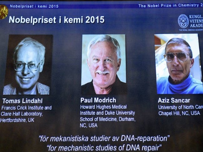 Trio vence o Nobel de Química por pesquisas sobre o DNA