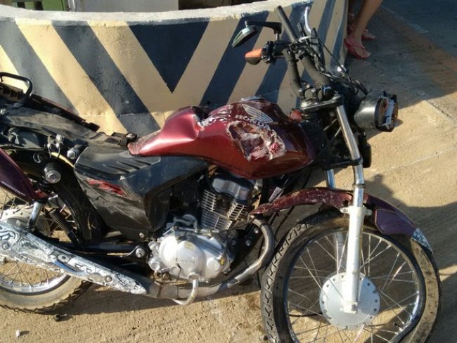 Acidente na Ponte Presidente Dutra deixa motociclista ferido em Petrolina