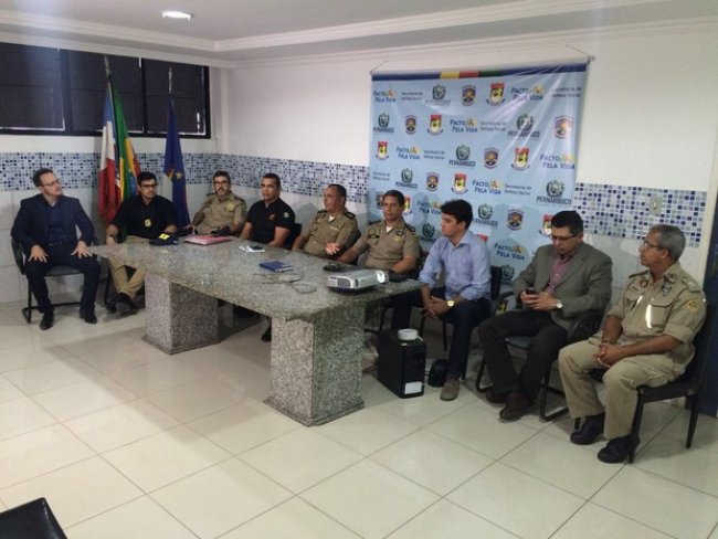 'Operação Richter' flagra 12 pontos de tráfico de drogas em Caruaru, PE