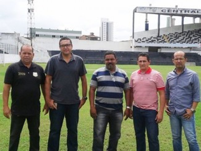 Lateral do Atlético-MG, Guga pede perdão por comemorar título da Libertadores do Flamengo