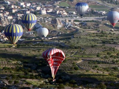 Turista brasileira morre em acidente de balo na Turquia