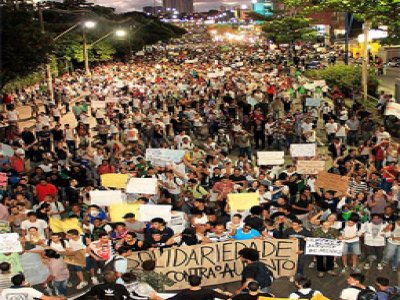 Movimento prev manifestao perto da Arena Fonte Nova