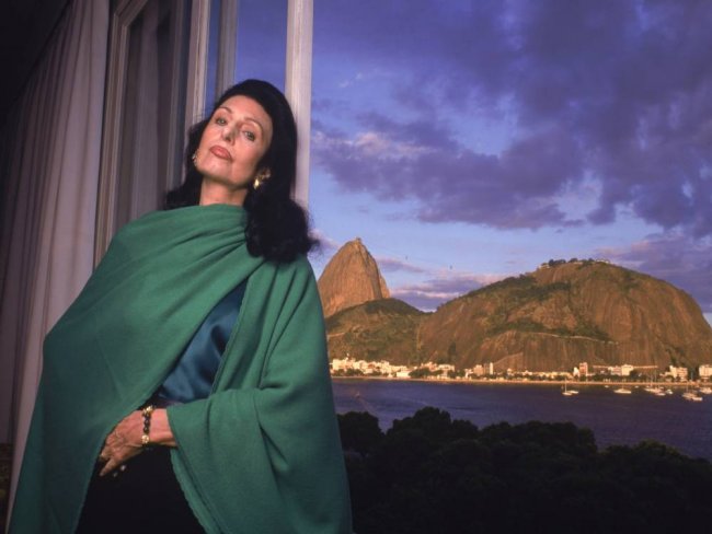 Morre a socialite Carmen Mayrink Veiga