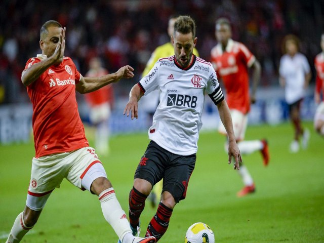 Brasileiro: com time titular, Flamengo encara vice-lder Internacionalcia