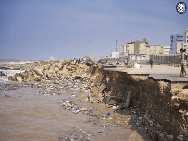 Lbia recupera mil corpos em cidade inundada aps tempestades; 10 mil esto desaparecidos