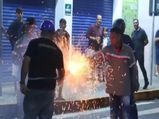 Mais de 60 pessoas sofreram queimaduras durante festejos juninos na BA; maioria dos casos est relacionado a exploso de bombas