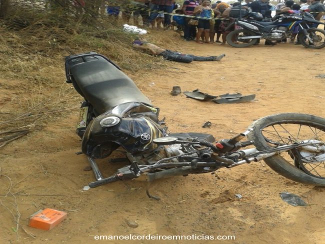 Acidente com vtima fatal em Ouricuri, moto bate de frente com caminhonete do vereador Giba