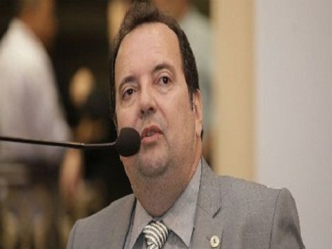 Ex-prefeito de Belmonte  condenado a cinco anos de recluso por desvio de recursos