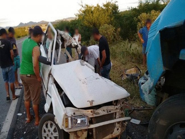 Grave acidente deixa quatro mortos na BR-232 em Serra Talhada, no Serto do Paje