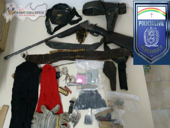 Policiais Civis de Cabrob apreendem arma de fogo e materiais utilizados em assaltos