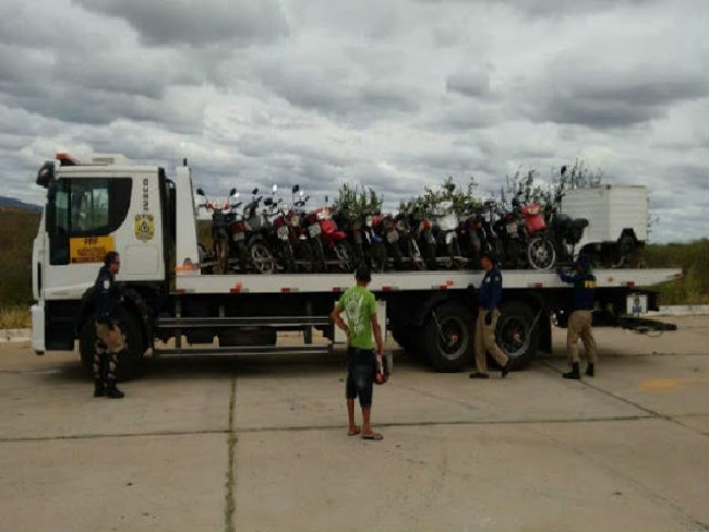 PRF Apreende mais de 100 Motocicletas em Pernambuco