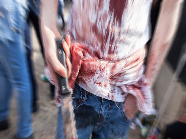 Adolescente  morto com vrios golpes de faca em Petrolina