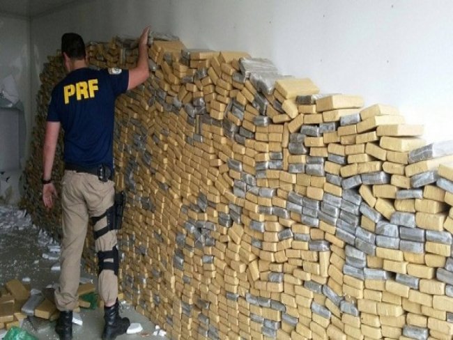 Polcia Rodoviria Federal apreende mais de 80 toneladas de maconha