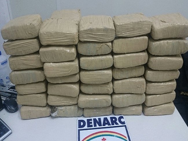 DENARC apreende quase 34 quilos de maconha em So Caetano-PE