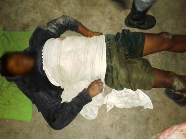 Em Garanhuns PE: Um adolescente foi assassinado com seis tiros e seu irmo baledo 