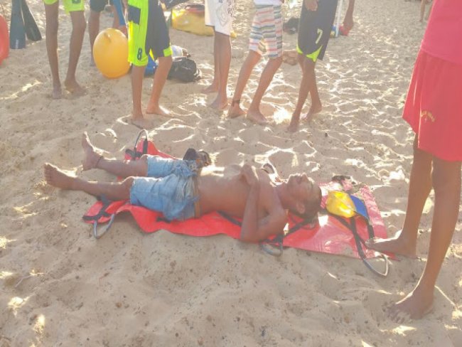 Petrolina PE: Homem  resgatado na ilha do fogo