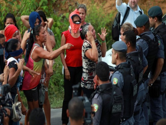 Lderes de rebelio em Manaus sero transferidos para presdios federais, diz ministro