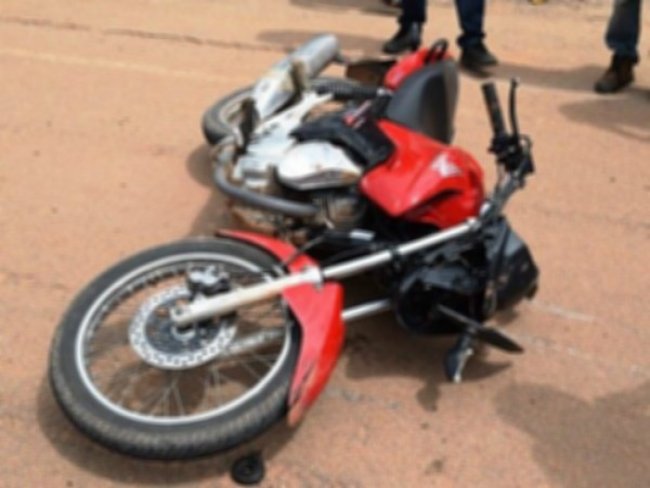 Acidente entre duas motos deixa uma pessoa morta em Sento S