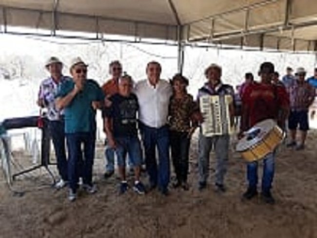 Na Zona Rural de Petrolina, Deputado Federal Adalberto Cavalcanti participou do Sbado na Roa.