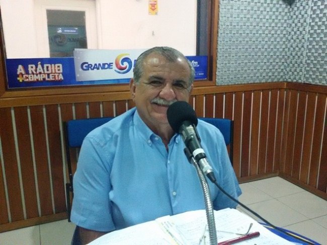 Adalberto Cavalcanti, deputado federal e candidato  reeleio, acabou de ser entrevistado nesta tarde de sexta-feira 21 de setembro por Vinicius de Santana na grande Rio AM 