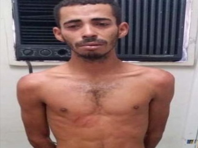 Rocam do 8BPM prende homem por de drogas no bairro da COHAB em Salgueiro