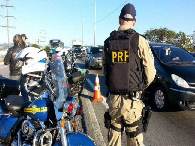 PRF abre concurso para 500 vagas de policial rodovirio