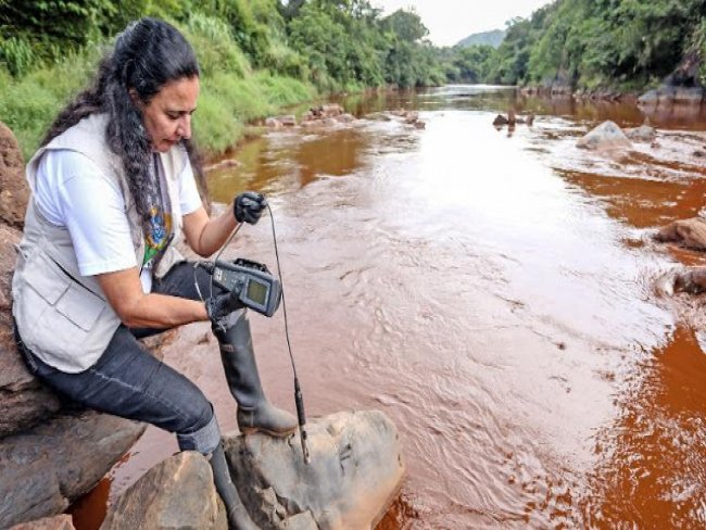 URGENTE! Rejeitos de lama esto a cerca de 200 km do Rio So Francisco