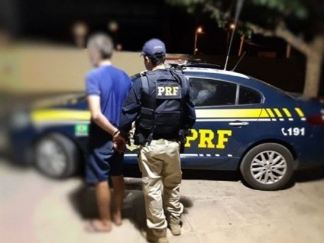 Motorista alcoolizado oferece suborno a policial e  detido em Petrolina