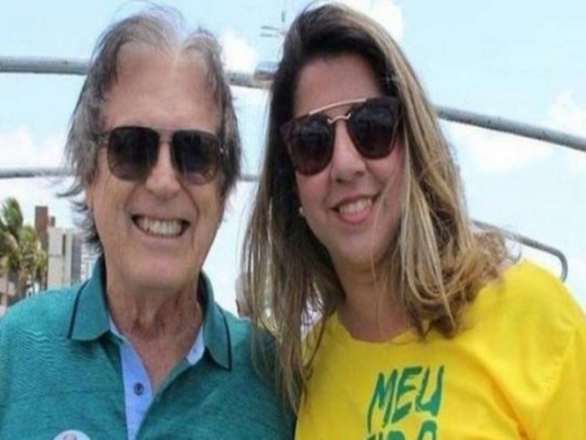 Candidata do PSL em Pernambuco comprou 5 milhes de panfletos a 48 horas da eleio, revela jornal