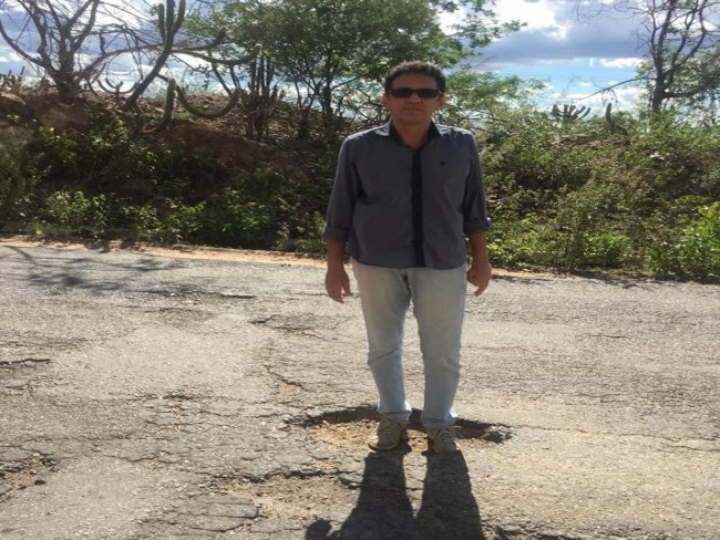 Vereador Orestes Neves cobra recapeamento de rodovia que liga Sertnia a Cruzeiro do Nordeste